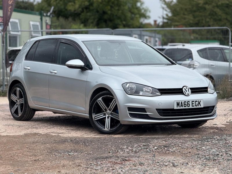 VOLKSWAGEN GOLF 1.6 TDI BlueMotion Tech S Euro 6 (s/s) 5dr